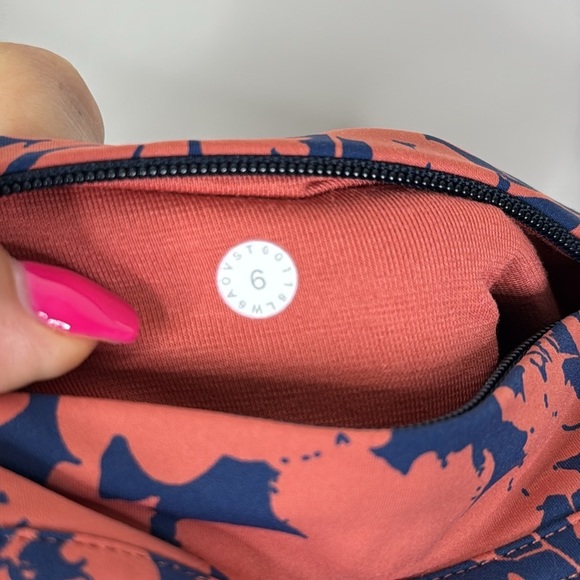 Lululemon All You Do Tight 25" in Efflorescent Dark Canyon Onyx Blue Size 6 - Picture 7 of 7